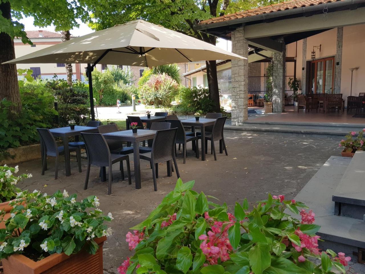 Hotel La Piccola Stazione Torrita di Siena Exterior foto